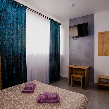 Ok Hotel 리우네 외부 사진