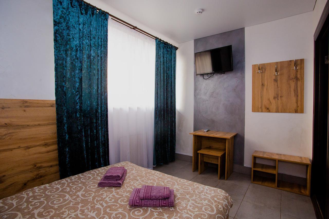 Ok Hotel 리우네 외부 사진